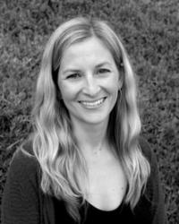 Kelly Sonnack photo